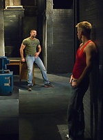 Muscle man Kyle King fucks Cameron Marshall